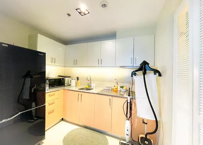 Luxurious 3br Near Solaire & Okada W Infinity Pool Manila
