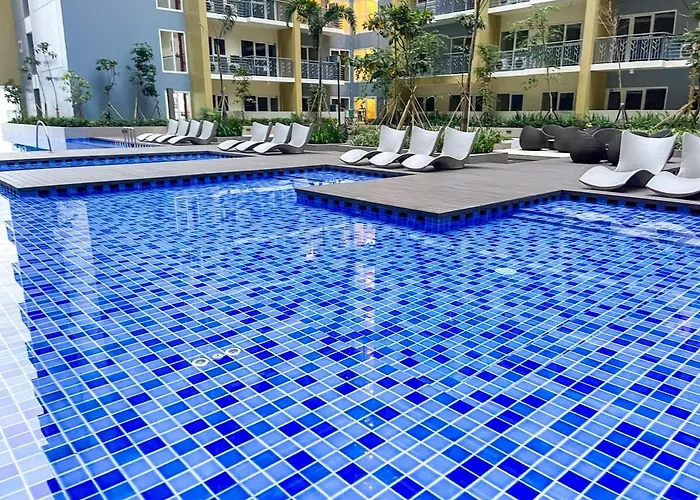Luxurious 3br Near Solaire & Okada W Infinity Pool *