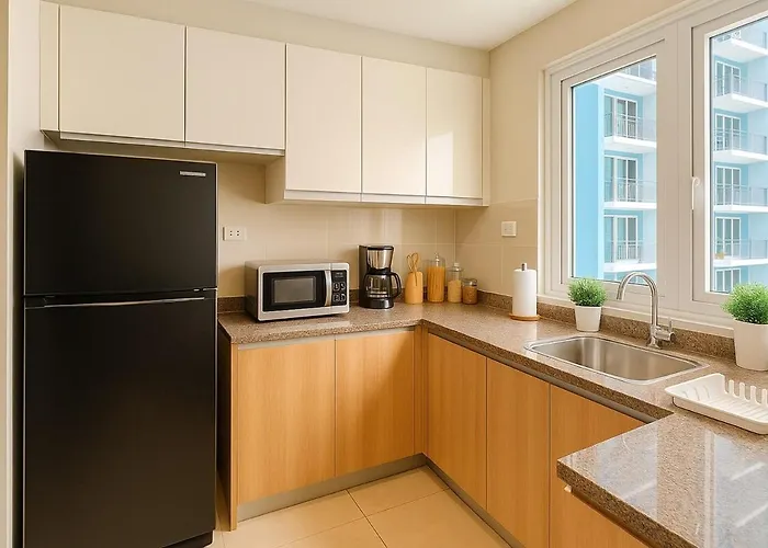 Luxurious 3br Near Solaire & Okada W Infinity Pool *