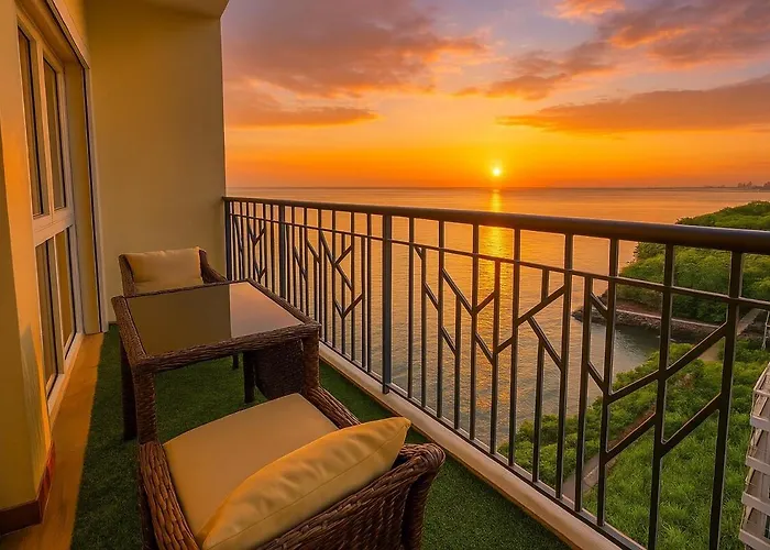 Luxurious 3br Near Solaire & Okada W Infinity Pool Apartamento Manila