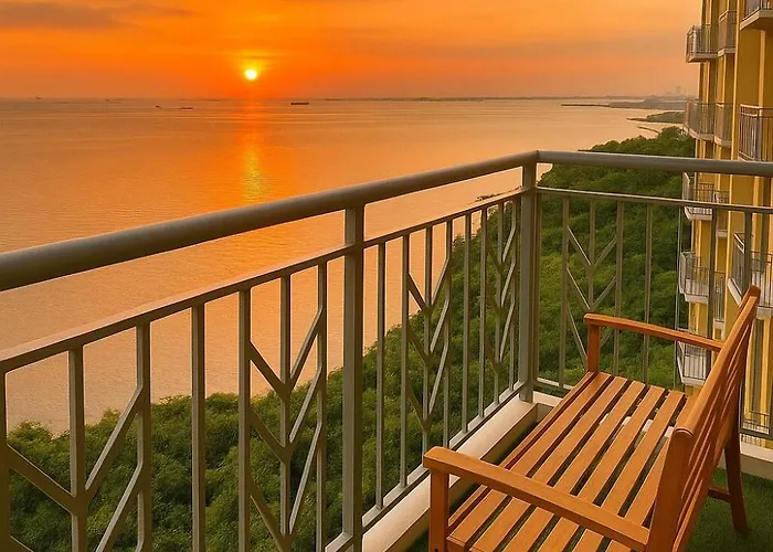 Luxurious 3br Near Solaire & Okada W Infinity Pool Apartamento Manila