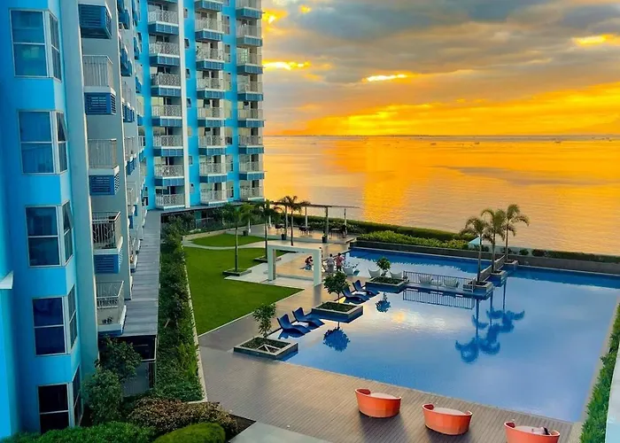 Luxurious 3br Near Solaire & Okada W Infinity Pool Apartamento